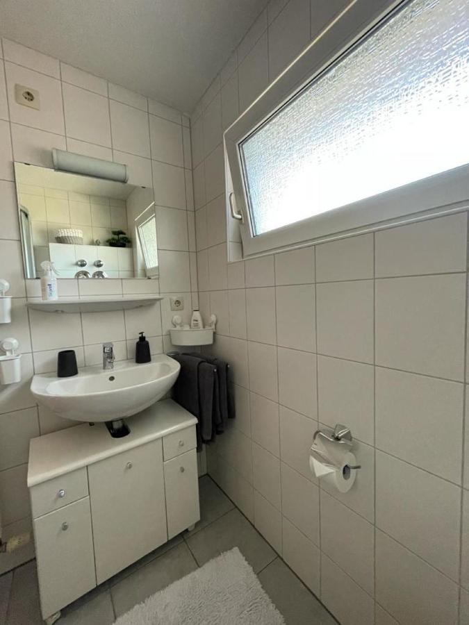 Nice And Comfortable, Centrally Located Apartment رينفيلدن المظهر الخارجي الصورة