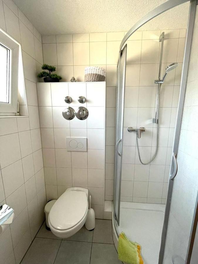 Nice And Comfortable, Centrally Located Apartment رينفيلدن المظهر الخارجي الصورة